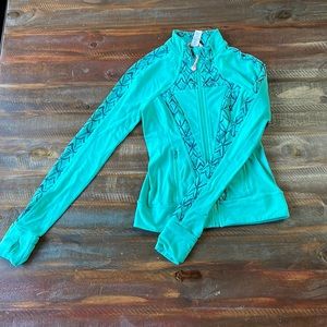 Girls Ivivva jacket size 10